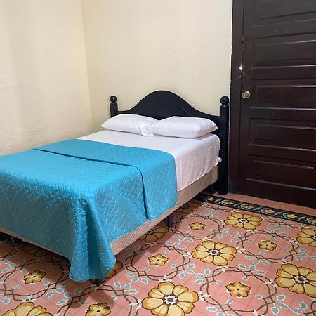 Hotel Malybu Guatemala City Ngoại thất bức ảnh
