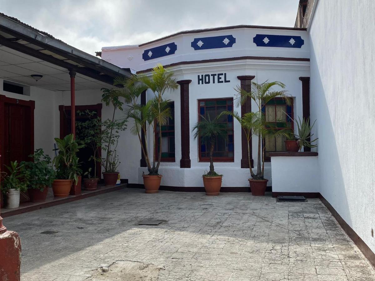 Hotel Malybu Guatemala City Ngoại thất bức ảnh